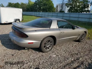 2000 Pontiac Firebird Firebird z VIN 2G2FS22K5Y2116520, wystawiony jako Copart lot #70697134 z przebiegiem 140 412 mil mil oraz Tytuł czysty. Historia ofert i sprzedaży dostępna na DreamBid. Obrazek 3.