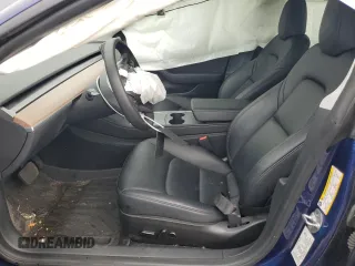 2023 Tesla Model 3 z VIN 5YJ3E1EA3PF627177, wystawiony jako Copart lot #61555235 z przebiegiem 22 340 mil mil oraz Czysty tytuł • Clean title. Historia ofert i sprzedaży dostępna na DreamBid. Obrazek 7.