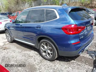 2020 BMW X3 xDrive30i z VIN 5UXTY5C0XL9D50400, wystawiony jako IAAI lot #42197545 z przebiegiem 46 467 mil mil oraz . Historia ofert i sprzedaży dostępna na DreamBid. Obrazek 3.