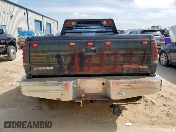 1992 GMC Sierra 1500 with VIN 2GTHC39NXN1556192, listed as a Copart auction lot 55469485 with 128,938 mi miles and Clean Title. Bid and sale history available at DreamBid. Image 6.
