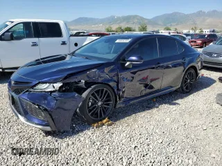 2022 Toyota Camry XSE z VIN 4T1K61BK1NU063888, wystawiony jako Copart lot #58806355 z przebiegiem 29 571 mil mil oraz Szkoda całkowita • Salvage title. Historia ofert i sprzedaży dostępna na DreamBid. Obrazek 1.
