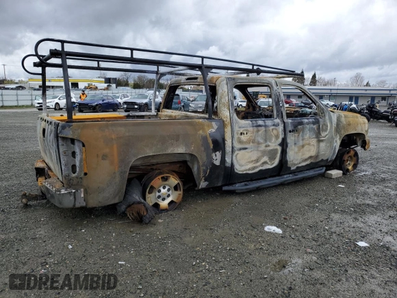 2013 Chevrolet Silverado 1500 LT with VIN 3GCPCSE04DG145425, listed as a Copart auction lot 45099605 with Not Provided miles and Non Repairable. Bid and sale history available at DreamBid. Image 3.