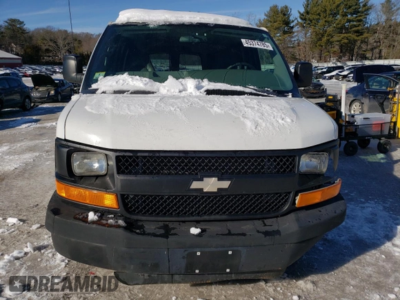 2008 Chevrolet Express Passenger z VIN 1GAHG39K481168968, wystawiony jako Copart lot #45374785 z przebiegiem 44 010 mil mil oraz Czysty tytuł • Clean title. Historia ofert i sprzedaży dostępna na DreamBid. Obrazek 5.