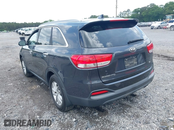 2017 Kia Sorento LX with VIN 5XYPG4A3XHG264438, listed as a IAAI auction lot 42135558 with 112,829 mi miles. Bid and sale history available at carsss.com. Image 3.