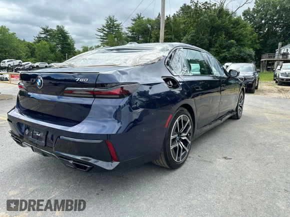 2023 BMW 7 Series 760i xDrive with VIN WBA33EJ06PCM02319, listed as a Copart auction lot 64957095 with 35,731 mi miles and Clean title. Bid and sale history available at DreamBid. Image 3.