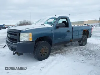 2008 Chevrolet Silverado 1500 Work Truck with VIN 1GCEK14C38Z280529, listed as a IAAI auction lot 41542019 with 188,094 mi miles. Bid and sale history available at carsss.com. Image 17.