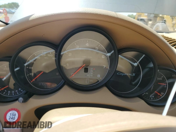 2012 Porsche Cayenne S с VIN WP1AB2A23CLA44604, выставлен на аукционе Copart как лот 58146455 с пробегом 370 299 миль миль и Списание • Salvage title. История ставок и продаж доступна на DreamBid. Изображение 9.
