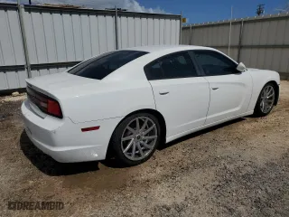 2014 Dodge Charger SE with VIN 2C3CDXBGXEH268355, listed as a Copart auction lot 49473765 with 130,373 mi miles and Clean Title. Bid and sale history available at carsss.com. Image 3.