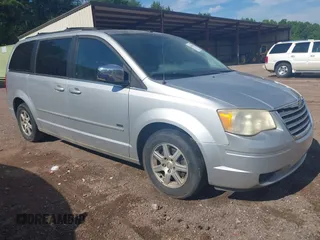 2008 Chrysler Town & Country Touring with VIN 2A8HR54P18R716946, listed as a IAAI auction lot 42646496 with 163,328 mi miles and . Bid and sale history available at DreamBid. Image 1.