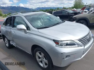2013 Lexus RX 350 z VIN JTJBK1BA7D2453778, wystawiony jako IAAI lot #42288745 z przebiegiem 136 011 mil mil oraz . Historia ofert i sprzedaży dostępna na DreamBid. Obrazek 1.