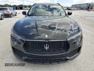 2017 Maserati Levante with VIN ZN661XUS4HX221890, listed as a Copart auction lot 73993983 with 55,023 mi miles. Bid and sale history available at carsss.com. Image 5.