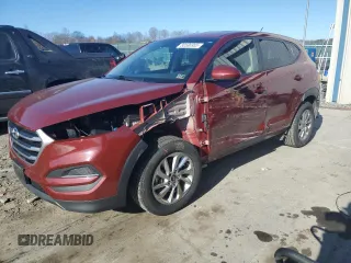 2018 Hyundai Tucson SE z VIN KM8J2CA43JU768692, wystawiony jako Copart lot #50586955 z przebiegiem 46 703 mil mil oraz Szkody całkowita. Historia ofert i sprzedaży dostępna na DreamBid. Obrazek 1.
