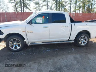 2017 Ram 1500 Laramie z VIN 1C6RR6NT4HS623048, wystawiony jako IAAI lot #41227009 z przebiegiem 124 457 mil mil oraz . Historia ofert i sprzedaży dostępna na DreamBid. Obrazek 14.