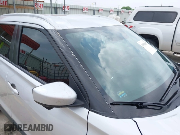 2019 Nissan Kicks S with VIN 3N1CP5CU9KL524812, listed as a IAAI auction lot 41910323 with 88,656 mi miles and . Bid and sale history available at carsss.com. Image 17.