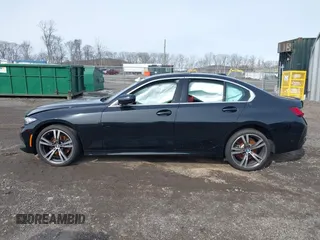 2024 BMW 3 Series 330i xDrive with VIN 3MW89FF04R8E03630, listed as a IAAI auction lot 40983630 with 15,462 mi miles. Bid and sale history available at carsss.com. Image 14.