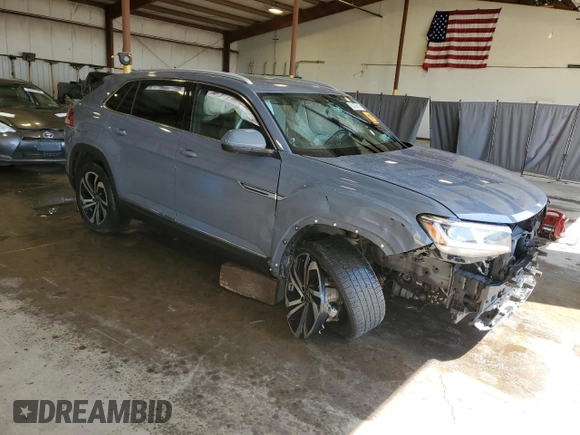 2021 Volkswagen Atlas SEL Premium with VIN 1V2TE2CA9MC235207, listed as a Copart auction lot 53188515 with Not provided miles and Salvage title. Bid and sale history available at DreamBid. Image 4.