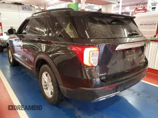 2022 Ford Explorer XLT z VIN 1FMSK8DH2NGA49020, wystawiony jako IAAI lot #42737669 z przebiegiem 113 573 mil mil oraz . Historia ofert i sprzedaży dostępna na DreamBid. Obrazek 27.
