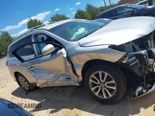 2015 Nissan Pathfinder SL z VIN 5N1AR2MM6FC668911, wystawiony jako IAAI lot #42344670 z przebiegiem 70 204 mil mil oraz . Historia ofert i sprzedaży dostępna na DreamBid. Obrazek 13.