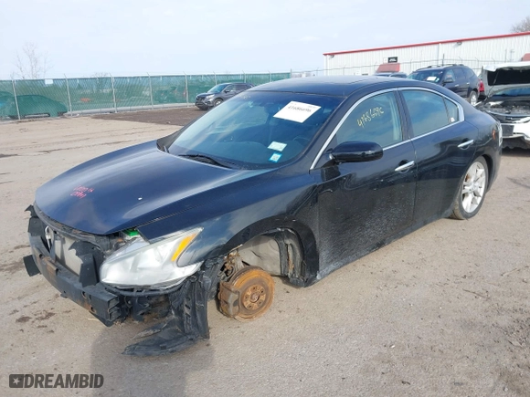 2012 Nissan Maxima 3.5 SV with VIN 1N4AA5AP3CC824593, listed as a IAAI auction lot 41686696 with 132,922 mi miles. Bid and sale history available at carsss.com. Image 2.