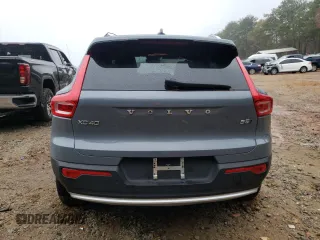 2023 Volvo XC40 Plus Bright Theme with VIN YV4L12UN4P2078384, listed as a Copart auction lot 84097054 with 13,602 mi miles and Salvage Title. Bid and sale history available at DreamBid. Image 6.