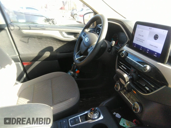 2020 Ford Escape SE with VIN 1FMCU9G63LUC14845, listed as a IAAI auction lot 41780477 with 36,788 mi miles. Bid and sale history available at carsss.com. Image 5.
