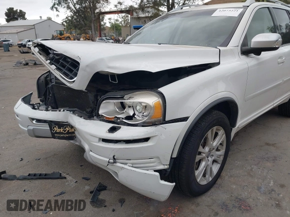 2014 Volvo XC90 with VIN YV4952CY6E1702554, listed as a IAAI auction lot 42073221 with 151,089 mi miles. Bid and sale history available at carsss.com. Image 6.