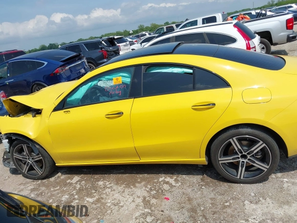 2023 Mercedes-Benz CLA 250 z VIN W1K5J4GB7PN353517, wystawiony jako IAAI lot #42117205 z przebiegiem Nie podano mil oraz . Historia ofert i sprzedaży dostępna na DreamBid. Obrazek 13.