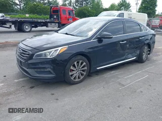 2015 Hyundai Sonata Limited z VIN 5NPE34AF4FH093298, wystawiony jako IAAI lot #42123513 z przebiegiem 206 337 mil mil oraz . Historia ofert i sprzedaży dostępna na DreamBid. Obrazek 2.
