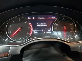 2014 Audi A7 Premium Plus z VIN WAUWGAFC2EN082639, wystawiony jako Copart lot #50797845 z przebiegiem 181 685 mil mil oraz Szkody całkowita. Historia ofert i sprzedaży dostępna na DreamBid. Obrazek 9.