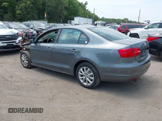 2012 Volkswagen Jetta SE с VIN 3VWDP7AJXCM074182, выставлен на аукционе IAAI как лот 42452135 с пробегом 168 974 миль миль и . История ставок и продаж доступна на DreamBid. Изображение 3.