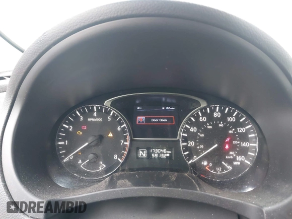 2015 Nissan Altima 2.5 S with VIN 1N4AL3AP2FN351860, listed as a IAAI auction lot 41844963 with 173,046 mi miles. Bid and sale history available at carsss.com. Image 7.