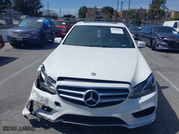2016 Mercedes-Benz E-Class E 350 Sport with VIN WDDHF5KB8GB256243, listed as a IAAI auction lot 41805689 with 95,593 mi miles. Bid and sale history available at carsss.com. Image 12.