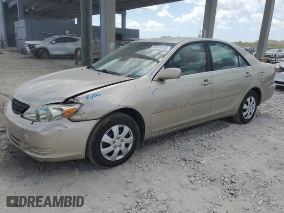 2004 Toyota Camry LE with VIN 4T1BE32KX4U358002, listed as a Copart auction lot 54061515 with 148,007 mi miles and Salvage Title. Bid and sale history available at carsss.com. Image 1.