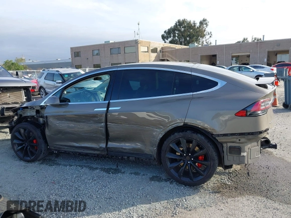 2016 Tesla Model X P90D with VIN 5YJXCAE45GF000773, listed as a IAAI auction lot 42052642 with 127,670 mi miles. Bid and sale history available at carsss.com. Image 15.