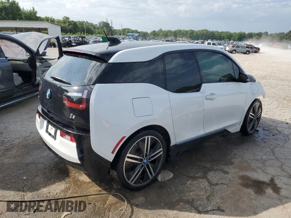 2015 BMW i3 with VIN WBY1Z4C52FV500017, listed as a Copart auction lot 60081473 with 0 mi miles. Bid and sale history available at carsss.com. Image 3.