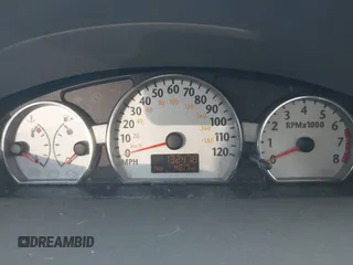 2006 Saturn ION z VIN 1G8AL55F06Z108137, wystawiony jako IAAI lot #41551840 z przebiegiem 132 478 mil mil oraz . Historia ofert i sprzedaży dostępna na DreamBid. Obrazek 7.