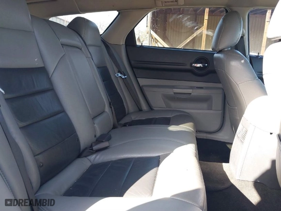 2007 Dodge Magnum with VIN 2D4FV47V77H894950, listed as a IAAI auction lot 41729869 with 189,070 mi miles. Bid and sale history available at carsss.com. Image 8.