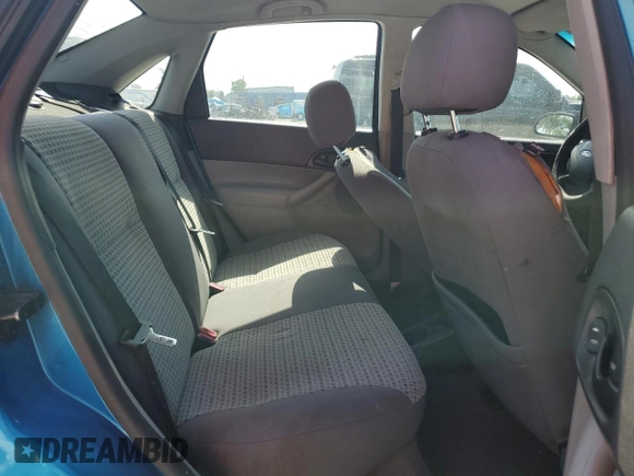 2007 Ford Focus S с VIN 1FAHP34N47W187861, выставлен на аукционе Copart как лот 63983695 с пробегом Не указан миль и Списание • Salvage title. История ставок и продаж доступна на DreamBid. Изображение 10.