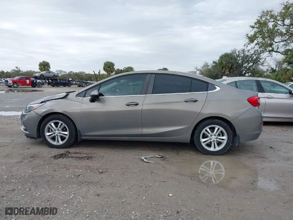 2018 Chevrolet Cruze LT with VIN 1G1BE5SM7J7242017, listed as a IAAI auction lot 41723248 with NaN miles. Bid and sale history available at carsss.com. Image 14.