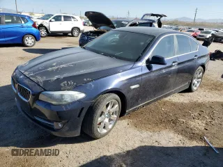 2012 BMW 5 Series 550i with VIN WBAFR9C52CDV58714, listed as a Copart auction lot 43916525 with 87,196 mi miles and Clean Title. Bid and sale history available at carsss.com. Image 1.