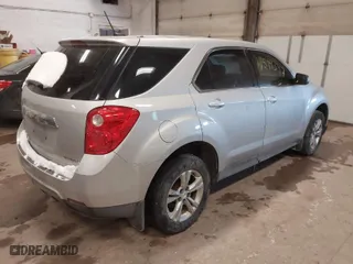 2014 Chevrolet Equinox LS with VIN 2GNFLEEK2E6353919, listed as a IAAI auction lot 41599397 with 140,014 mi miles. Bid and sale history available at carsss.com. Image 4.