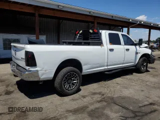2011 Ram 2500 Big Horn z VIN 3D7TT2CT0BG557145, wystawiony jako Copart lot #56339365 z przebiegiem 197 590 mil mil oraz Szkoda całkowita • Salvage title. Historia ofert i sprzedaży dostępna na DreamBid. Obrazek 3.