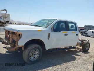 2019 Ford Super Duty F-250 SRW XL with VIN 1FD7W2B61KEF57849, listed as a IAAI auction lot 42026983 with 1 mi miles. Bid and sale history available at carsss.com. Image 14.