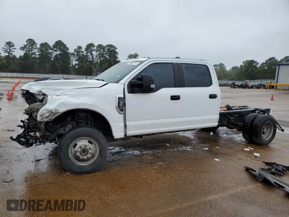 2022 Ford F-350 with VIN 1FD8W3HN0NEF89950, listed as a Copart auction lot 79960274 with 64,635 mi miles and Salvage title. Bid and sale history available at DreamBid. Image 1.