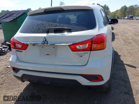 2018 Mitsubishi Outlander SE z VIN JA4AP3AW3JU011695, wystawiony jako IAAI lot #42144112 z przebiegiem 69 228 mil mil oraz . Historia ofert i sprzedaży dostępna na DreamBid. Obrazek 17.