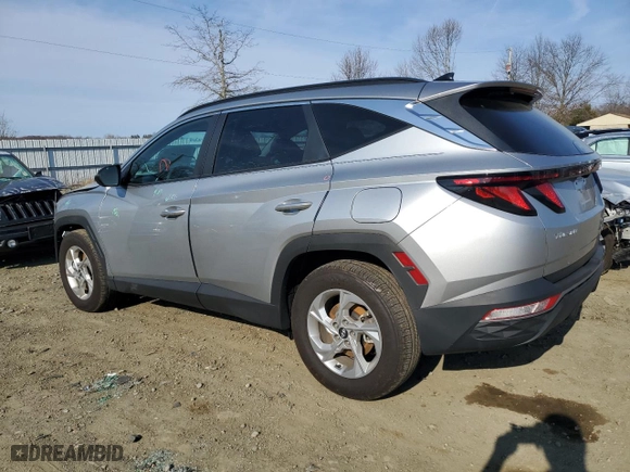 2024 Hyundai Tucson SEL with VIN 5NMJB3DE8RH321173, listed as a Copart auction lot 48570585 with 19,906 mi miles and Salvage Title. Bid and sale history available at carsss.com. Image 2.
