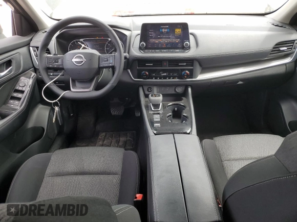 2025 Nissan Rogue SV with VIN 5N1BT3BA4SC797728, listed as a Copart auction lot 53833725 with 17,449 mi miles and Clean Title. Bid and sale history available at DreamBid. Image 8.