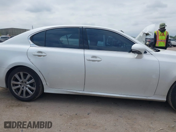 2013 Lexus GS 350 z VIN JTHBE1BLXD5017578, wystawiony jako IAAI lot #42023208 z przebiegiem 132 269 mil mil oraz . Historia ofert i sprzedaży dostępna na DreamBid. Obrazek 14.