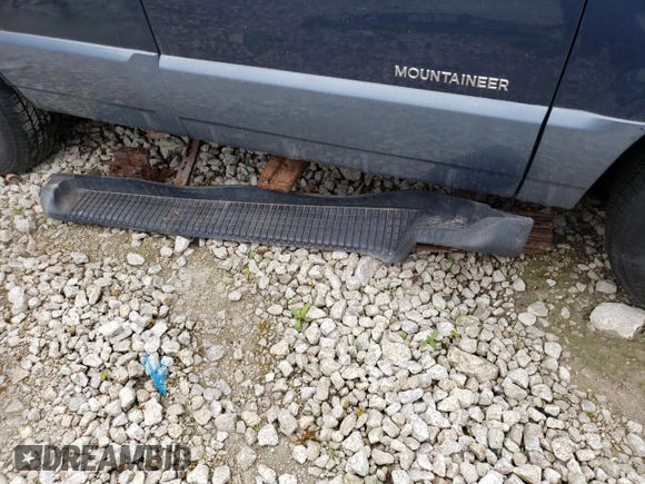 2002 Mercury Mountaineer с VIN 4M2ZU86W12UJ34866, выставлен на аукционе Copart как лот 62876825 с пробегом 152 897 миль миль и Чистый • Clean title. История ставок и продаж доступна на DreamBid. Изображение 13.