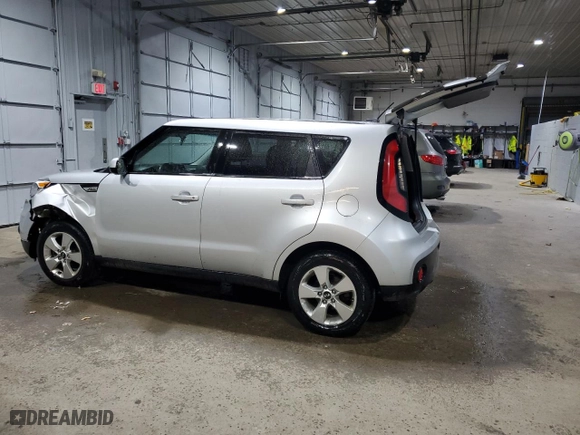 2019 Kia Soul with VIN KNDJN2A2XK7688293, listed as a Copart auction lot 81468514 with 123,427 mi miles and Salvage Title. Bid and sale history available at carsss.com. Image 2.